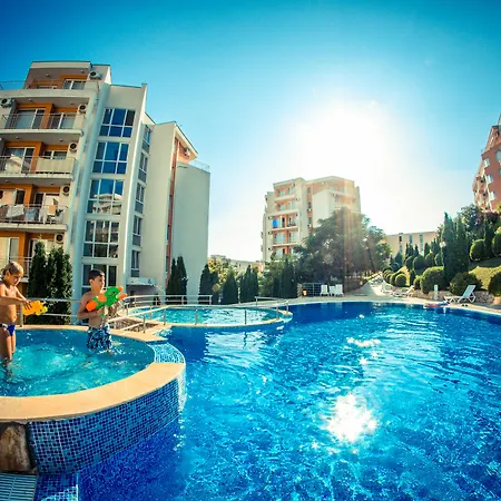 Appartement Crown And Imperial Clubs